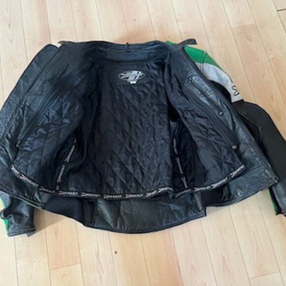 Rocket Motor Cycle Jacket. - Picture 3 of 12